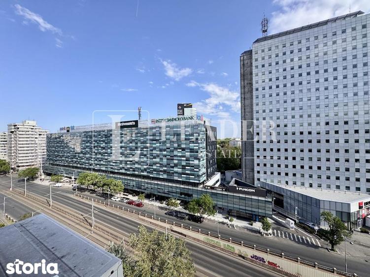 Apartament cu 3 camere decomandat în Victoriei