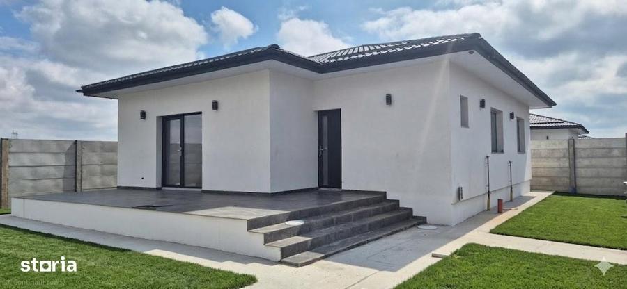Casă cu 4 camere în Clinceni