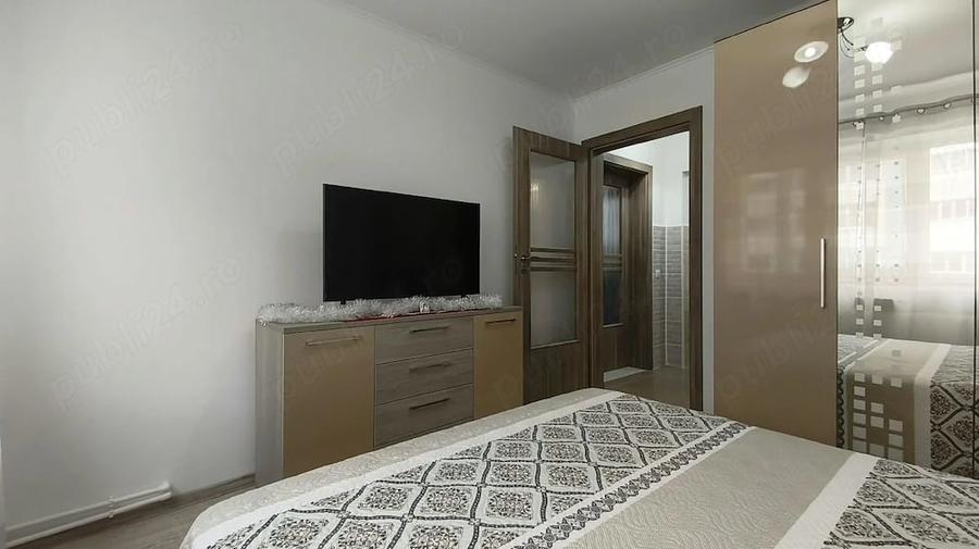 Apartament cu 2 camere decomandat în 22 Decembrie