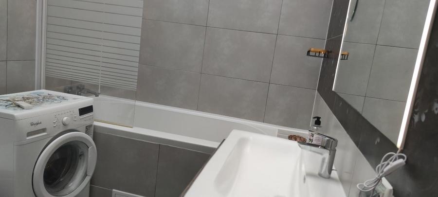 Apartament cu 3 camere decomandat, mobilat în Pipera