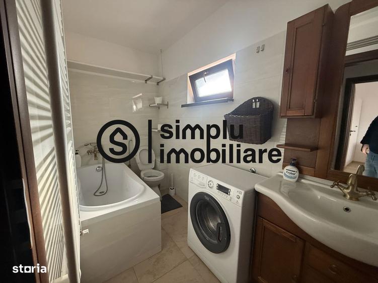 Casă cu 4 camere cu Teren 79 Mp în Siloz