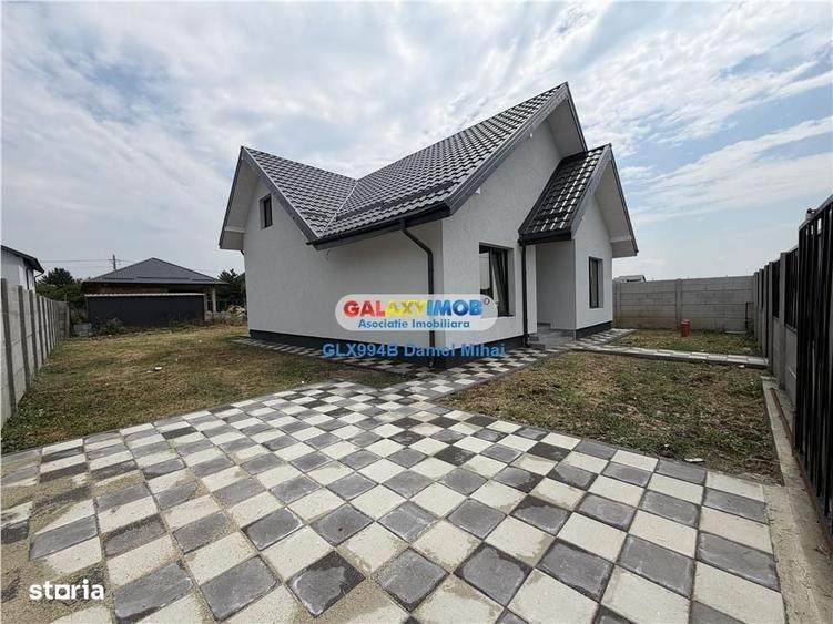 Casă cu 4 camere cu Teren 500 Mp în Domnești