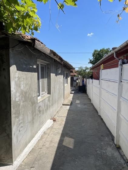 Casă cu 4 camere cu Teren 382 Mp în Central