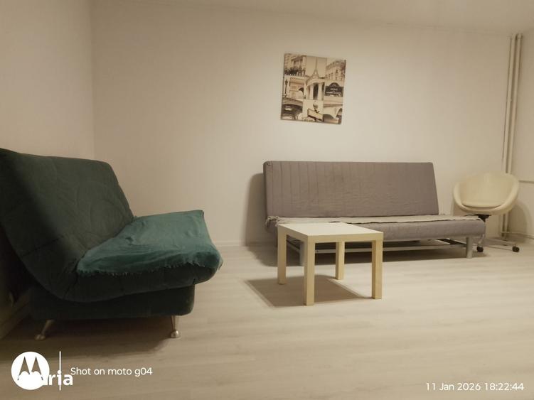 Apartament cu 3 camere în 1 Mai
