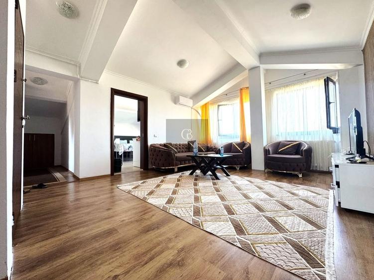 Apartament cu 3 camere decomandat în Unirii
