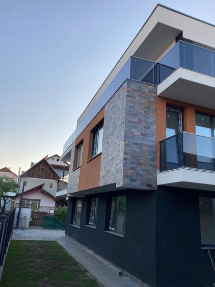 Casă cu 4 camere cu Teren 300 Mp în Gheorgheni