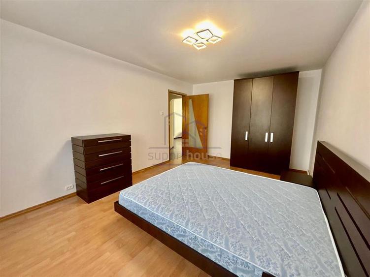 Apartament cu 4 camere decomandat, mobilat în Cantacuzino