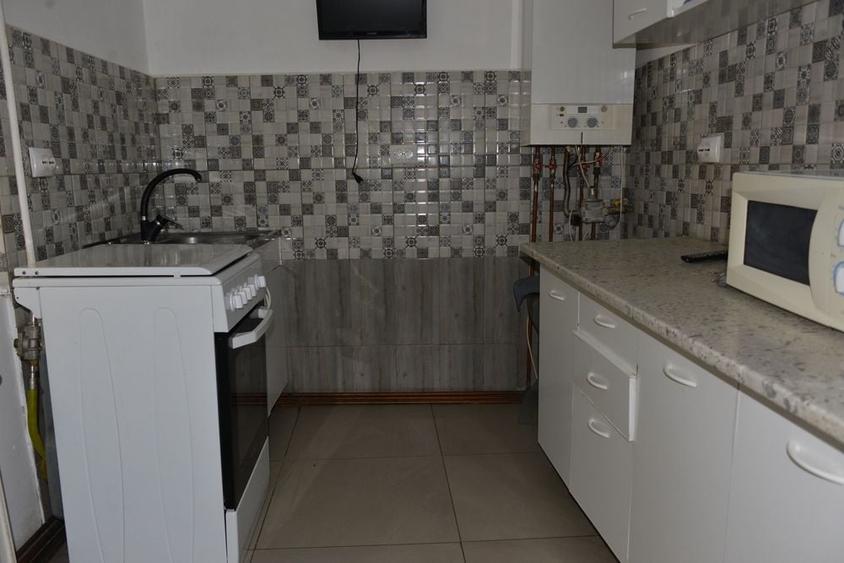 Casă cu 4 camere cu Teren 145 Mp în Central