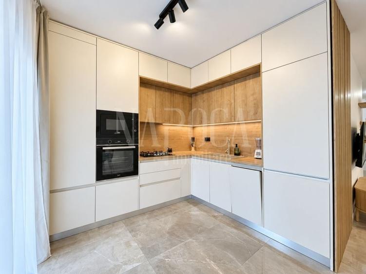 Apartament cu 3 camere semidecomandat în Zorilor