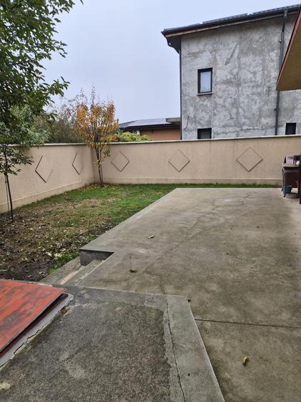 Casă individuală cu 5 camere cu Canalizare în Bragadiru