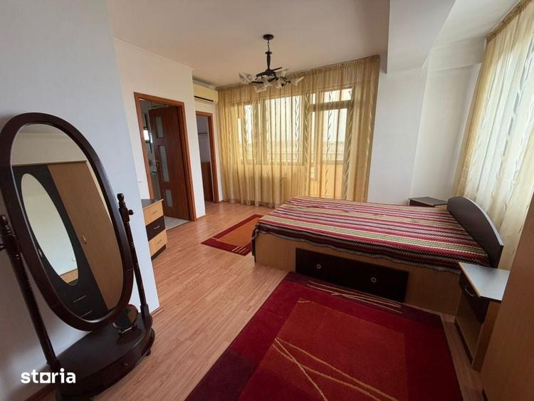 Apartament cu 5 camere semidecomandat în Domenii