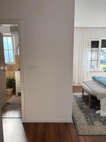 Duplex cu 4 camere cu Canalizare în Moșnița Nouă