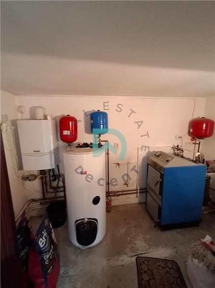 Casă individuală cu 5 camere cu Teren 700 Mp în Dâmbul Morii