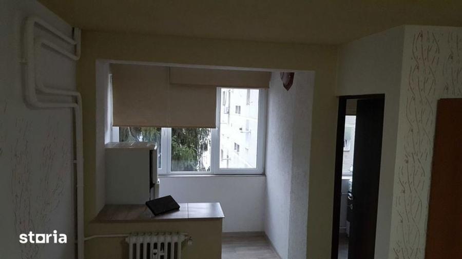 Garsonieră semidecomandată în Central