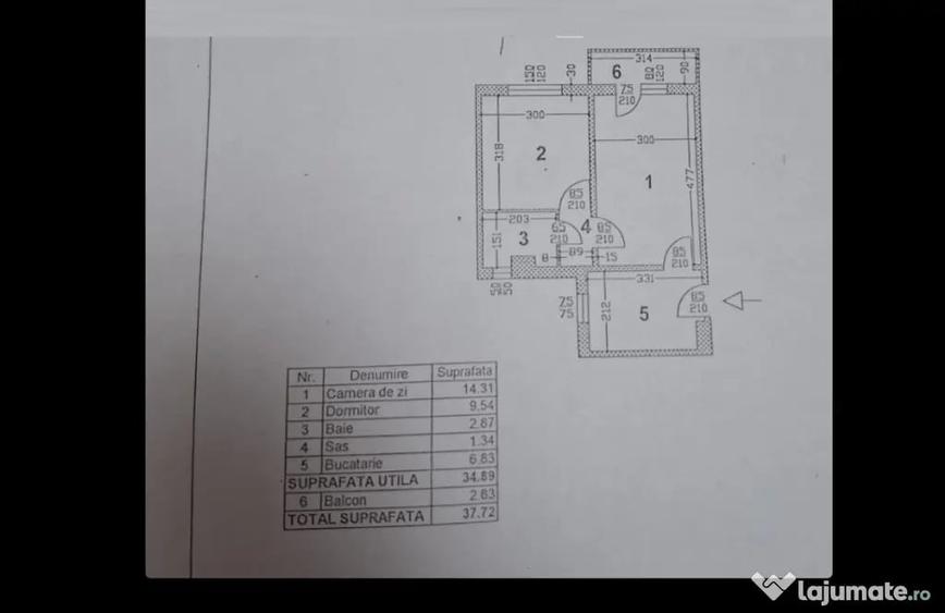 Apartament cu 2 camere semidecomandat în Sălăjan