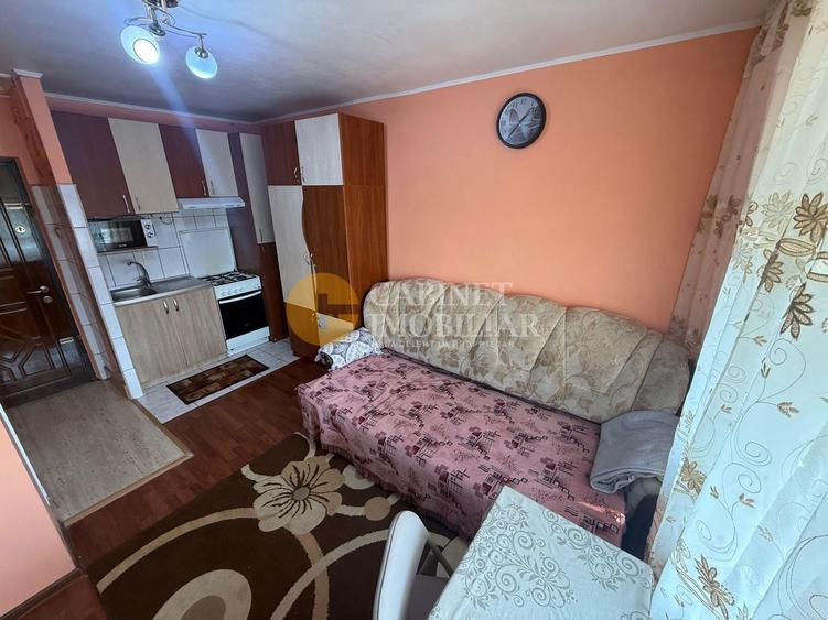 Garsonieră, mobilată în Baza 3