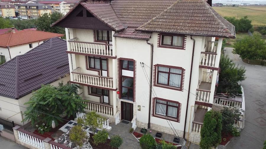 Casă cu 13 camere cu Teren 1200 Mp în Apahida