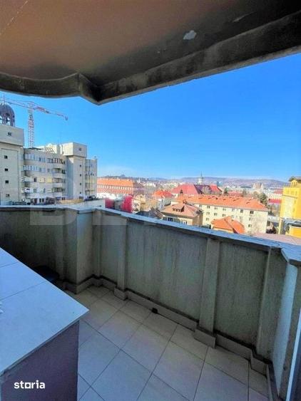 Apartament cu 3 camere decomandat în Central