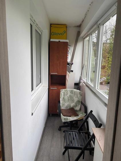 Apartament cu 3 camere semidecomandat în Constructorilor