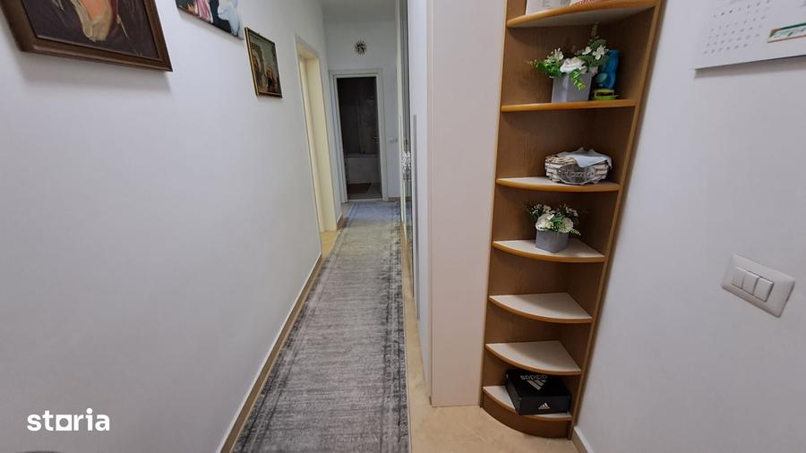 Apartament cu 4 camere decomandat în Gării
