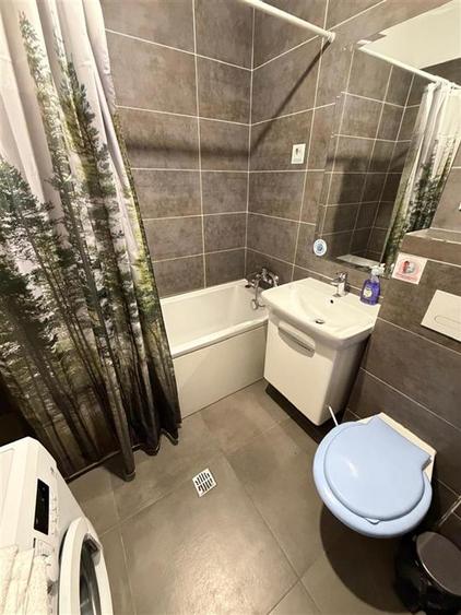 Apartament cu 2 camere decomandat în Ultracentral