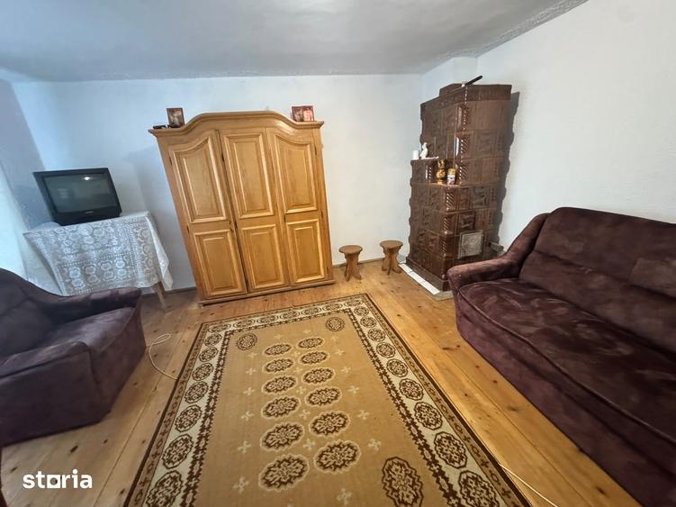 Casă cu 3 camere cu Teren 800 Mp în CFR