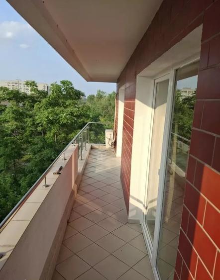 Apartament cu 3 camere în Bucureștii Noi