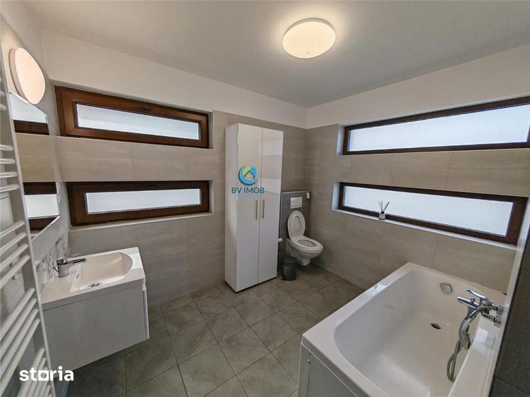 Casă cu 4 camere cu Teren 400 Mp în IAR