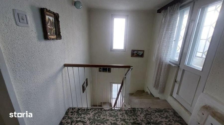 Casă cu 4 camere cu Teren 170 Mp în Dorobanți