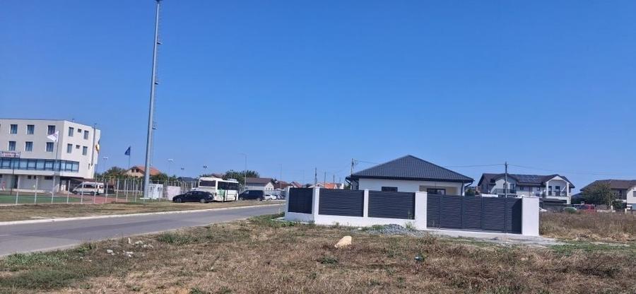 Casă cu 3 camere în Cumpăna