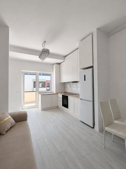 Apartament cu 2 camere semidecomandat, mobilat în Orașul Vechi