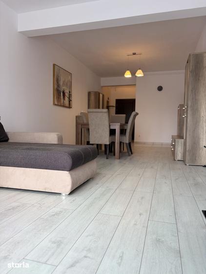Apartament cu 3 camere în Valea Aurie