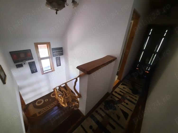 Casă cu 3 camere cu Teren 1600 Mp în Liubcova
