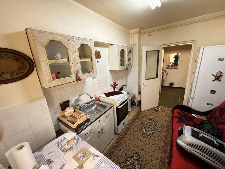 Apartament cu 3 camere decomandat în Ultracentral