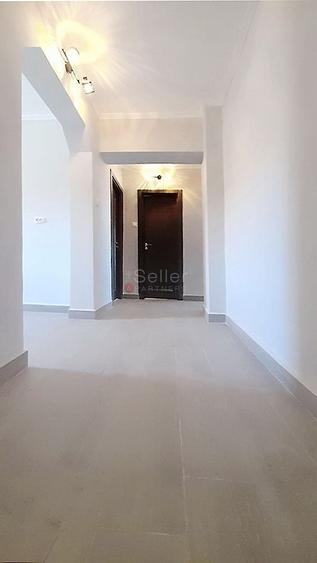 Apartament cu 2 camere decomandat în Calea București