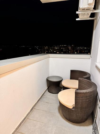 Apartament cu 2 camere decomandat în Berceni