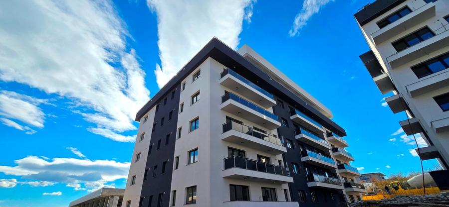 Apartament cu 2 camere decomandat în Galata