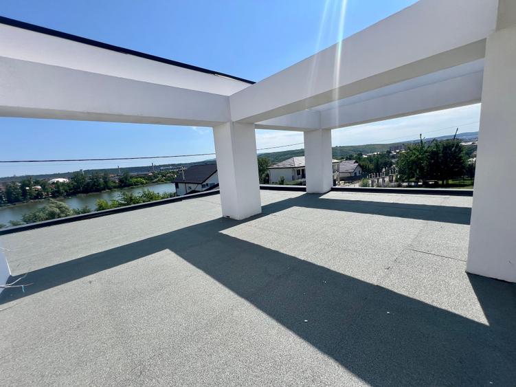 Casă cu 4 camere cu Teren 689 Mp în Horpaz