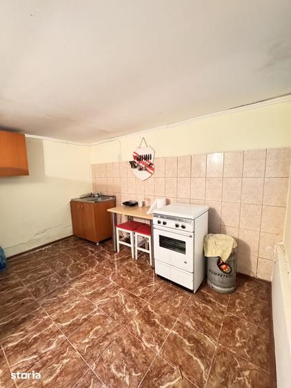 Casă cu 3 camere decomandat cu Teren 1200 Mp în Boteni