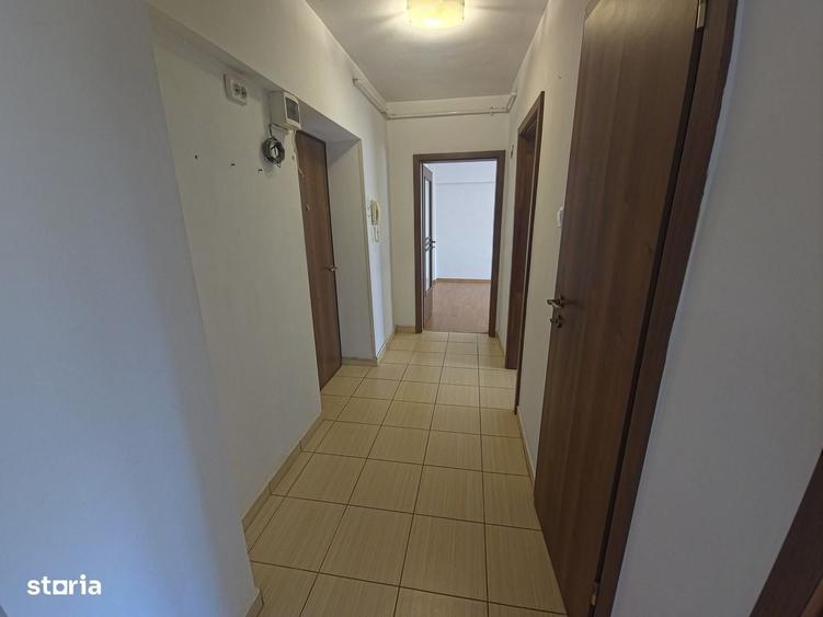Tomis II apartament 2 camere decomandat gol centrala gaze - 14