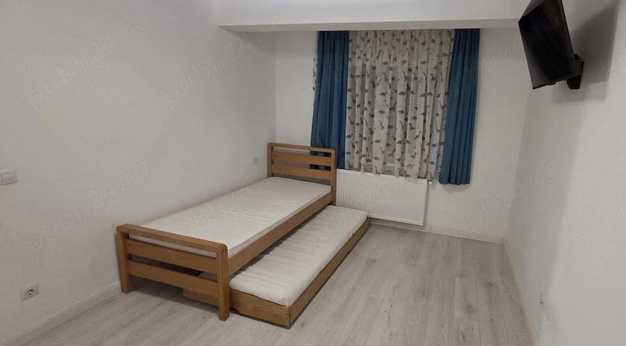 Casă cu 4 camere cu Teren 400 Mp în Valea Adâncă
