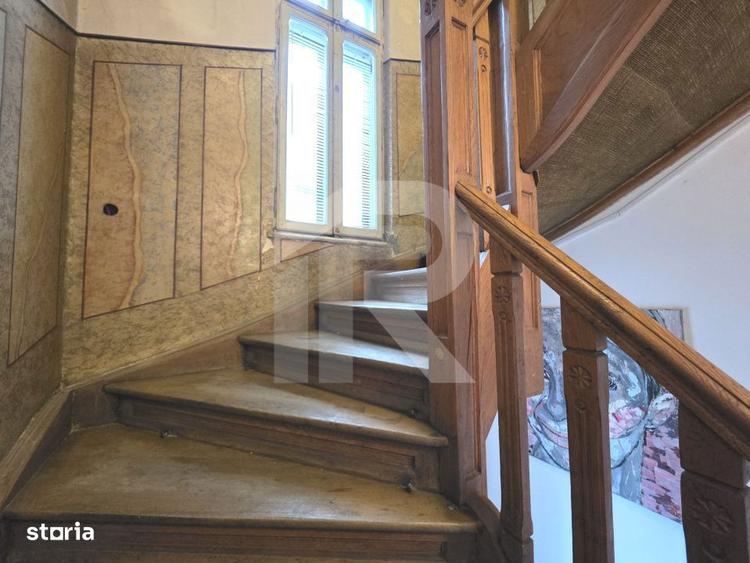 Apartament cu 5 camere decomandat, mobilat în Dacia