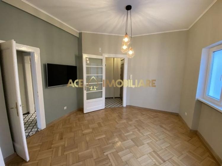 Apartament cu 2 camere decomandat, mobilat în Decebal