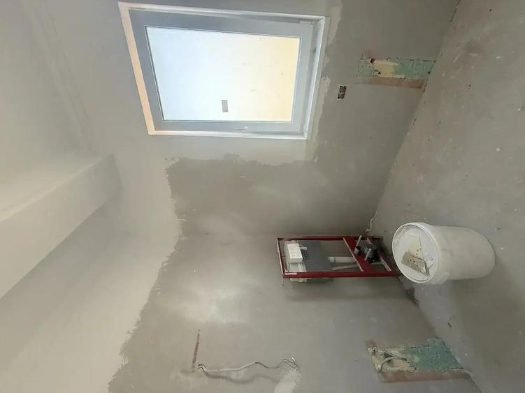 Casă cu 3 camere cu Teren 735 Mp în Urseni