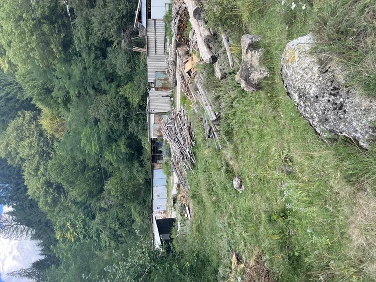 Teren de 2370 mp, în Voineasa