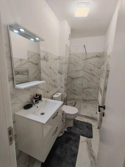 Apartament cu 2 camere semidecomandat în Exterior Vest