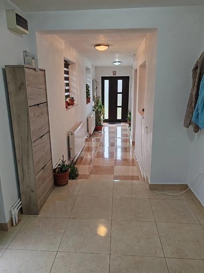 Casă cu 2 camere cu Teren 300 Mp în Valu lui Traian