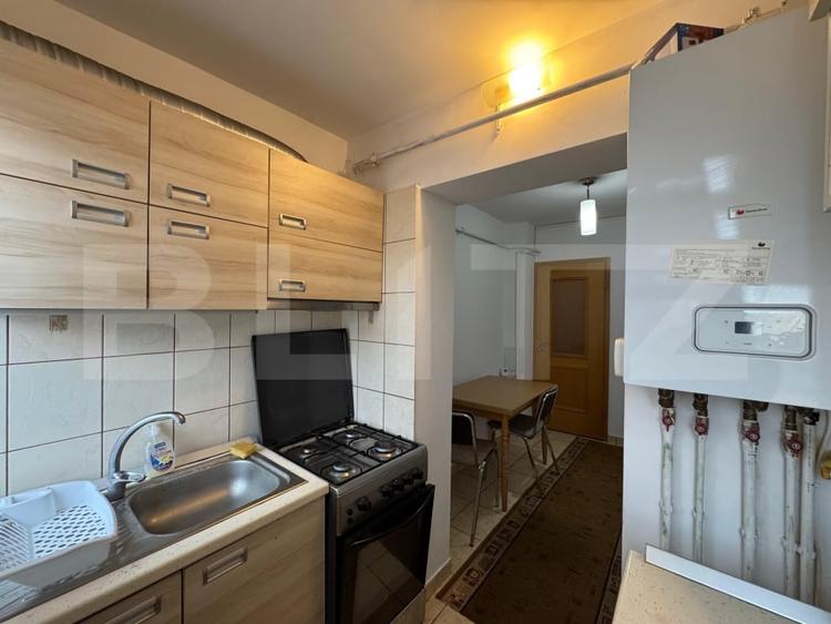 Apartament 3 camere decomandat, Cartier Sărari, zona Henri Coandă - 13