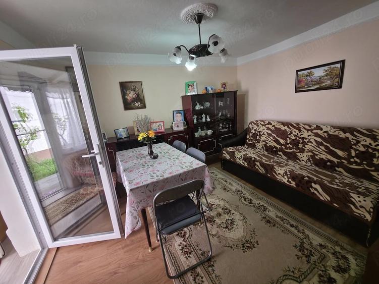 Casă cu 4 camere cu Teren 264 Mp în Buzaului