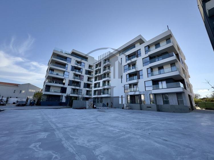 Apartament cu 2 camere semidecomandat în Sud
